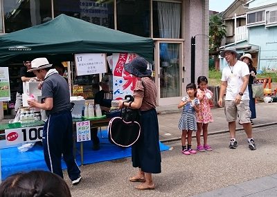 かき氷販売の呼び込みをしてもらいました！